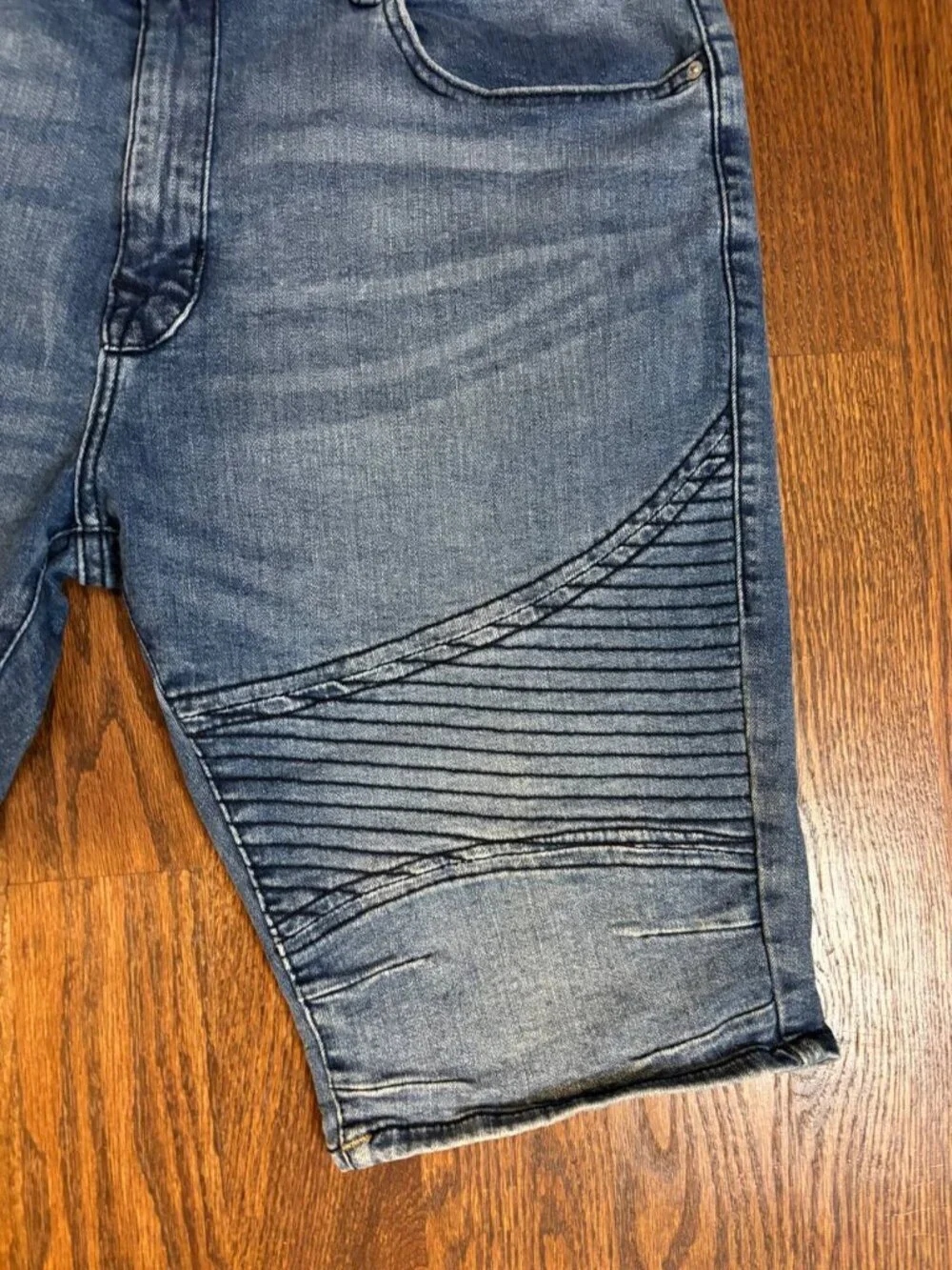 True Religion Rocco Relaxed Skinny Moto Denim Shorts Men's Size 38 Blue Stretch